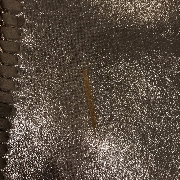 24hr Sale $25 Metallic Chain Clutch - Picture 5 of 7